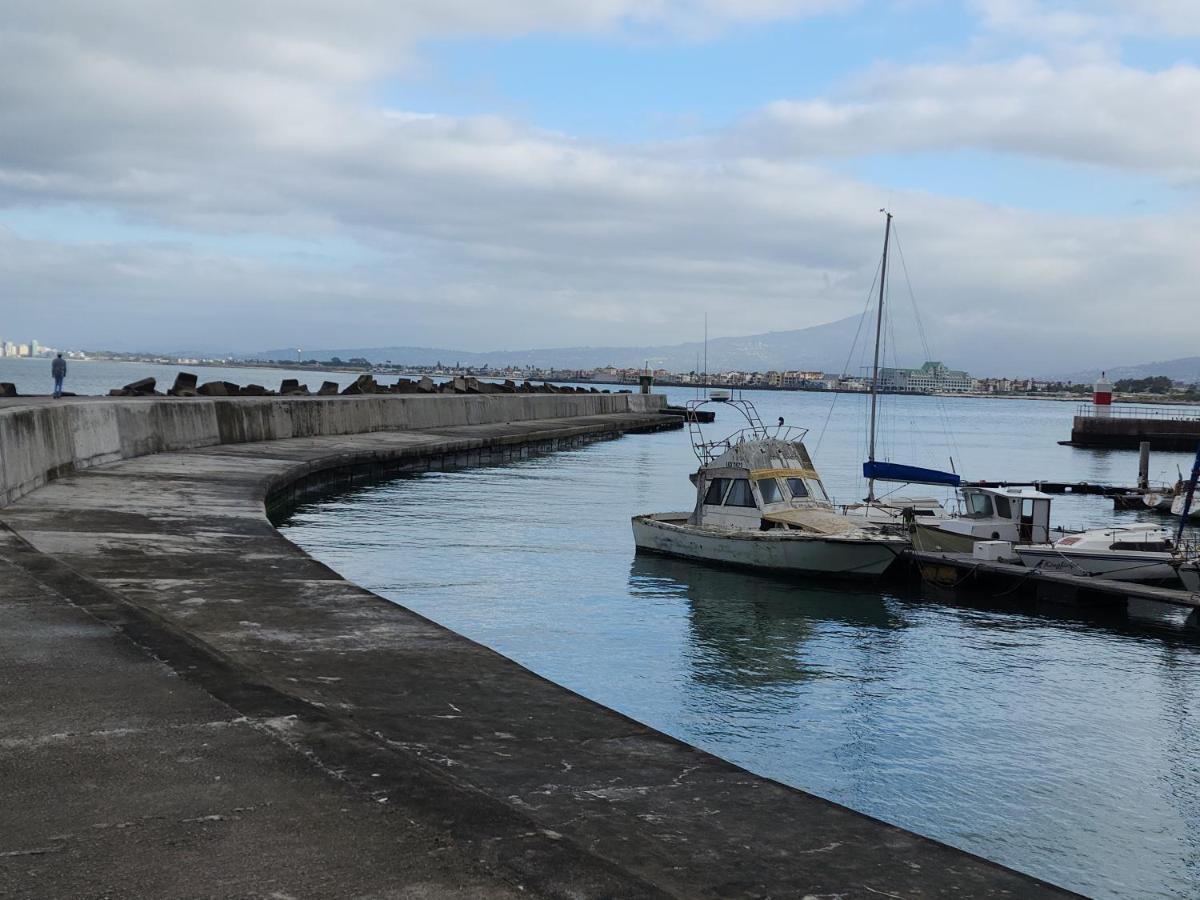 Shalom On The Bay