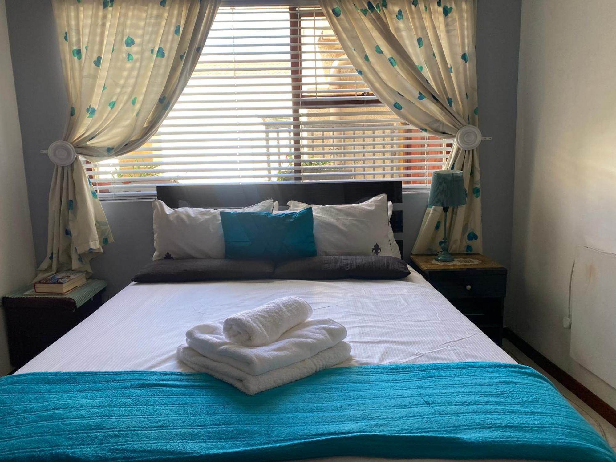 Shalom On The Bay Homestay Cape Town
