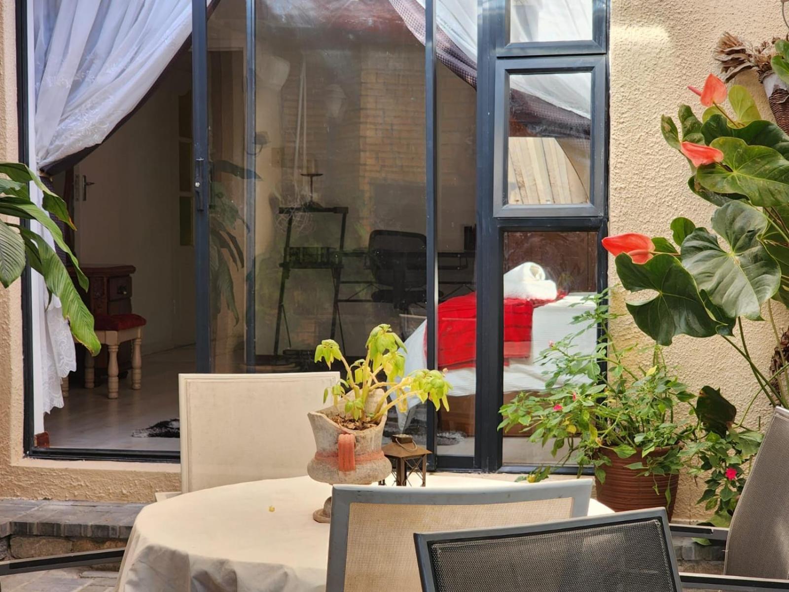 Shalom On The Bay Homestay Cape Town